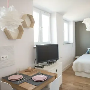 Apartamento Willow Pillow Nowowiejska, Varsovia